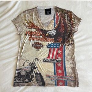 Harley Davidson 🏍️
V-neck 
Design front and back